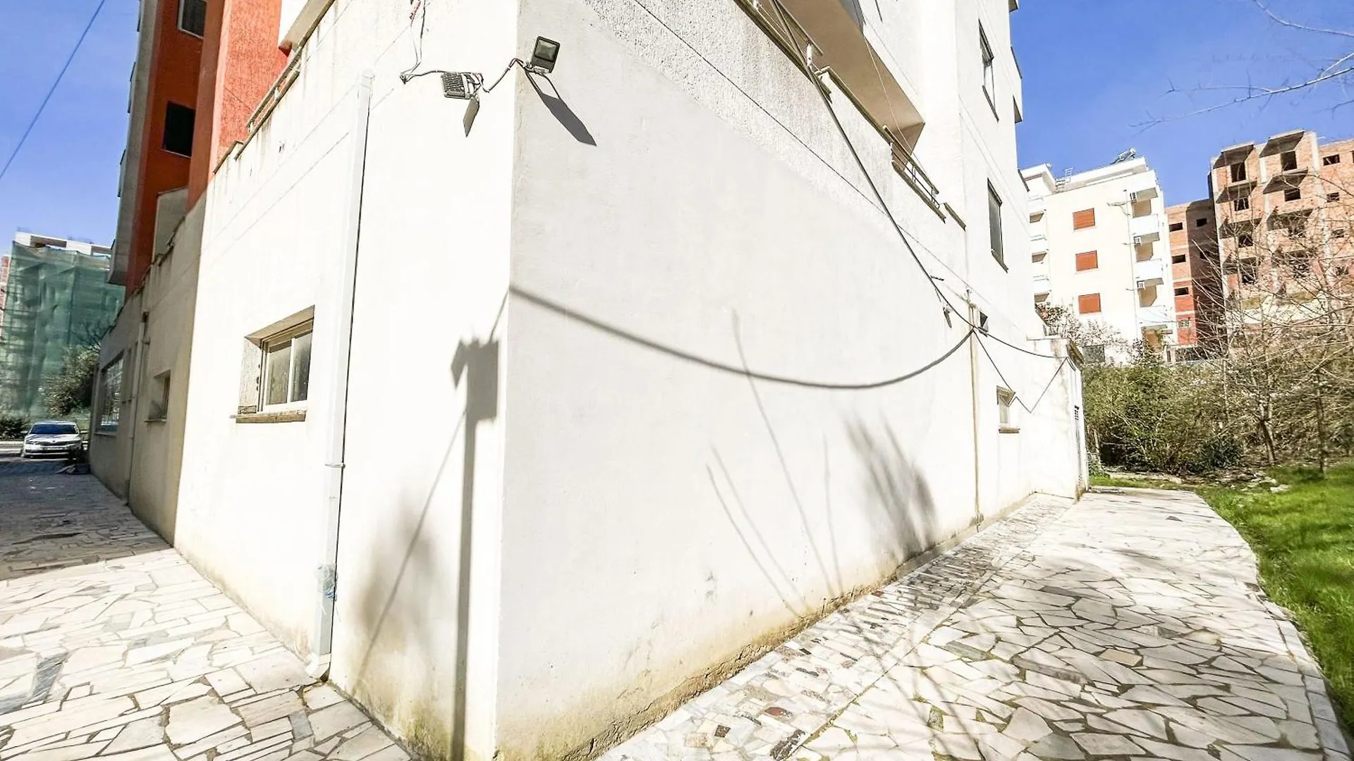 2 Bedrooms 981 Durres