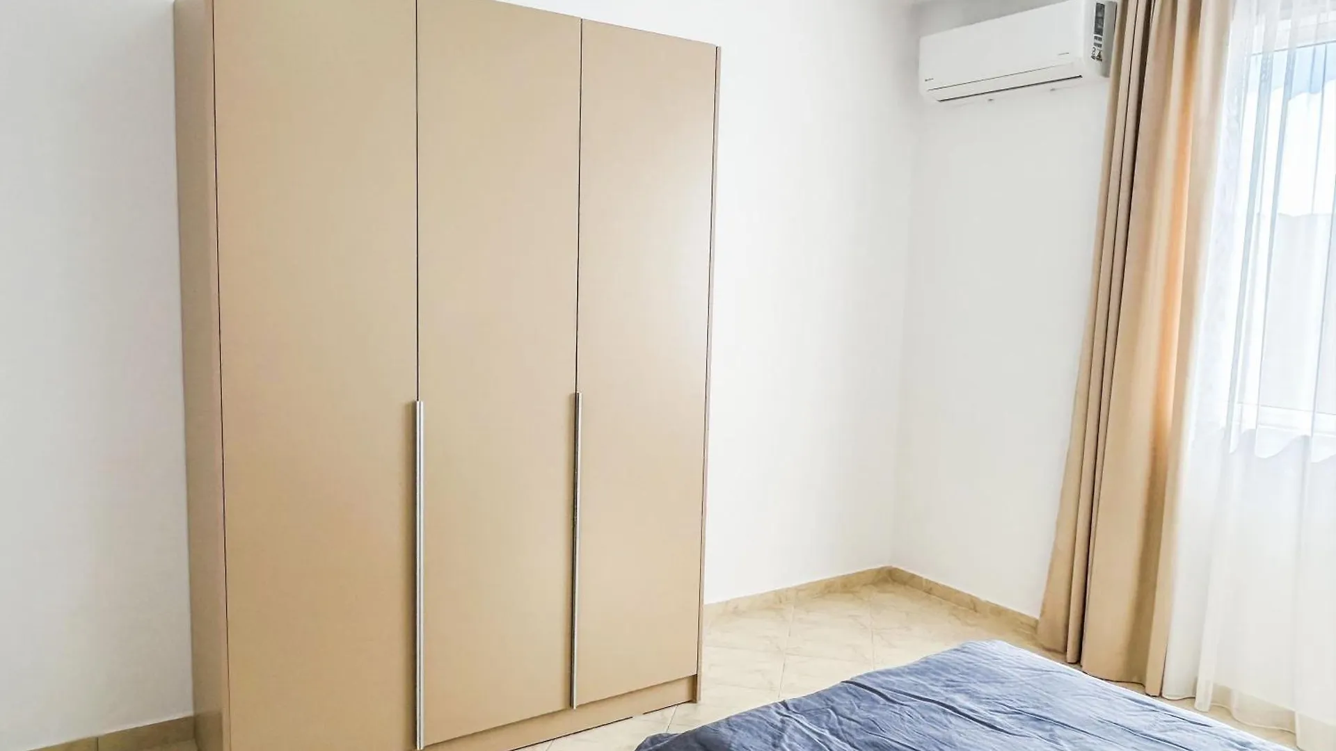 Apartment 2 Bedrooms 981 Durres