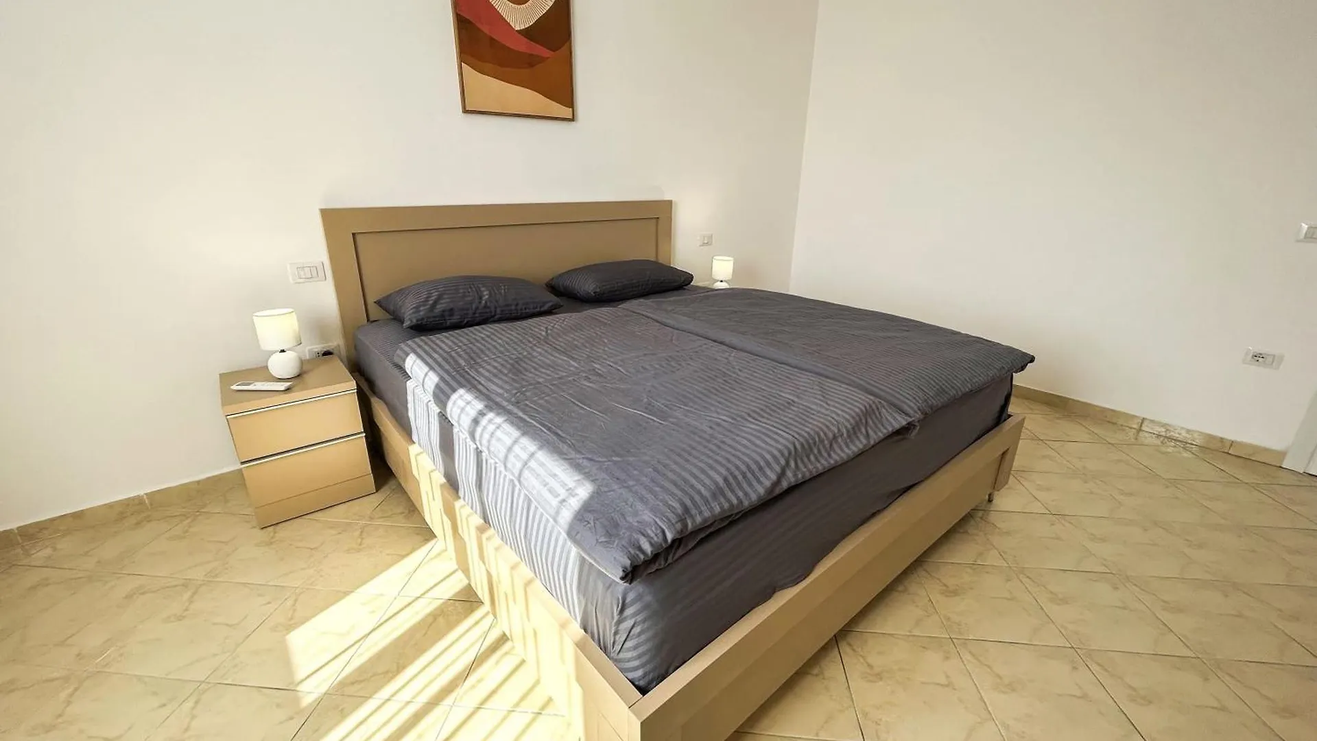 2 Bedrooms 981 Durres