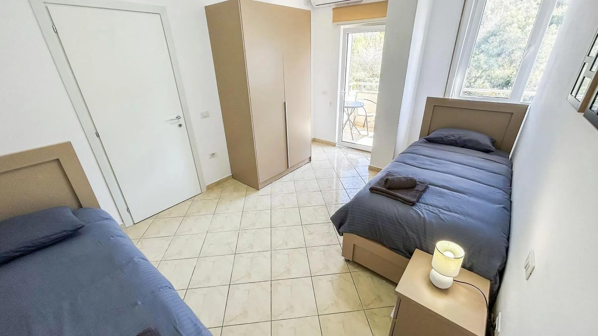 2 Bedrooms 981 Durres Apartment