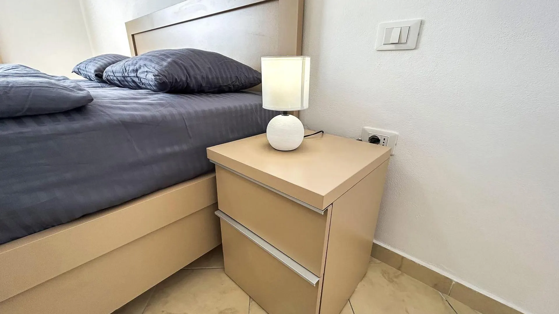 2 Bedrooms 981 Durres